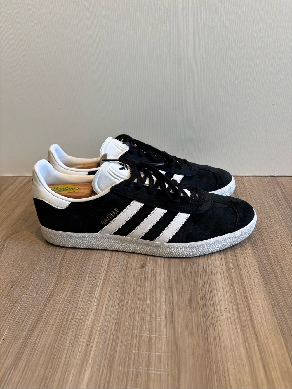 adidas Gazelle Indoor Men's Size 11 Leather Sneakers Core Black/Cream White